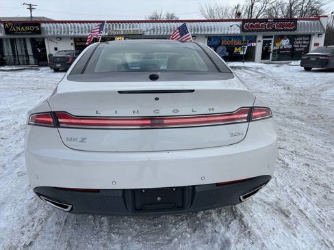 Used 2015 Lincoln MKZ Base 4dr Sedan w/ Equipment Group 202A Reserve image 4