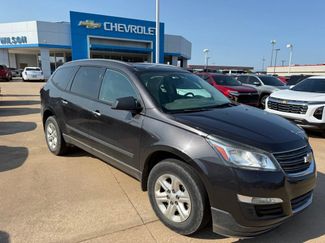 Used 2017 Chevrolet Traverse LS FWD video 1