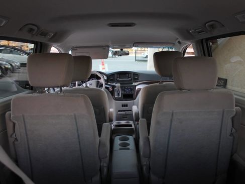 Used 2015 Nissan Quest SV image 24