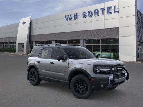 New 2025 Ford Bronco Sport Badlands w/ Sasquatch Badlands Package AWD/4WD image 7