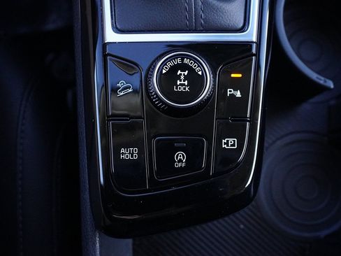 Used 2025 Kia Sportage EX image 50