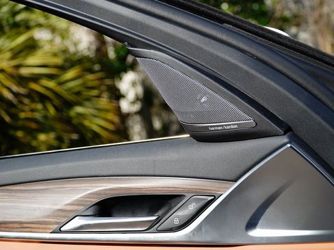 Used 2022 BMW 530i xDrive w/ M Sport Package image 31