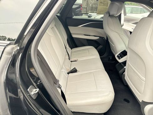 Used 2024 Cadillac Lyriq Luxury RWD image 29