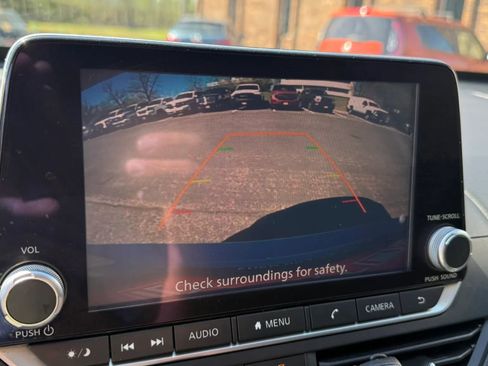 Used 2020 Nissan Altima 2.5 S FWD image 19