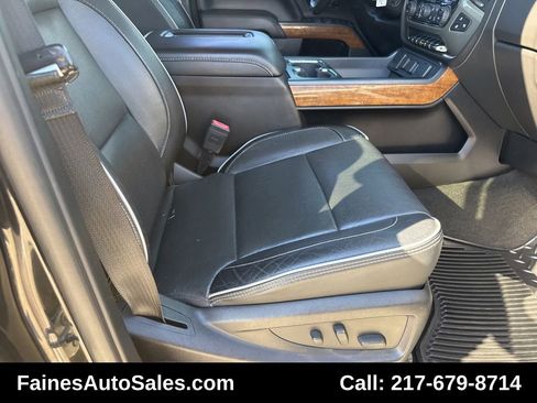 Used 2017 Chevrolet Silverado 2500 High Country w/ Duramax Plus Package image 91