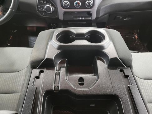 Used 2022 RAM 1500 Big Horn AWD/4WD image 17