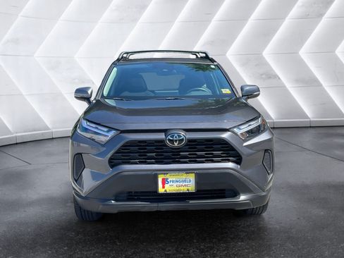 Used 2024 Toyota RAV4 XLE w/ Convenience Package AWD/4WD image 9