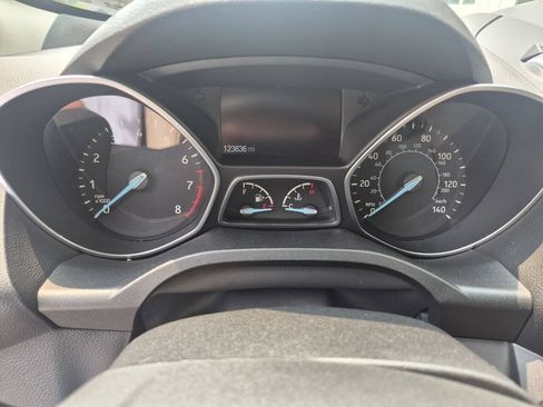 Used 2018 Ford Escape SEL AWD/4WD image 16