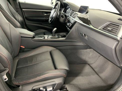 Used 2017 BMW 330i xDrive 330i xDrive w/ Premium Package image 16