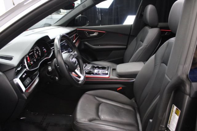 Used 2021 Audi Q8 Premium Plus w/ Premium Plus Package AWD/4WD image 13