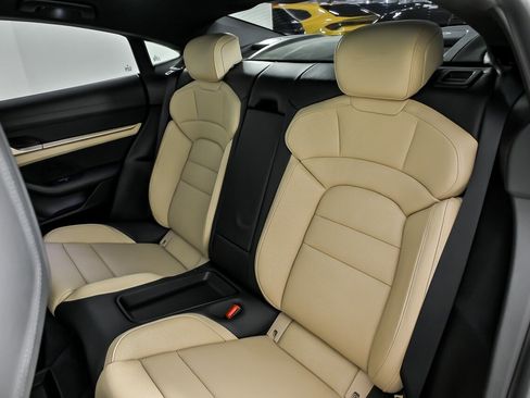 Used 2020 Porsche Taycan Turbo image 24