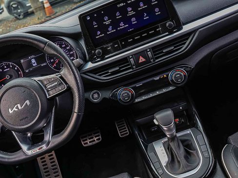 Certified 2023 Kia Forte GT-Line w/ GT-Line Premium Package image 20