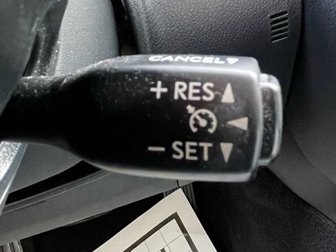 Used 2014 Lexus IS 250 w/ Navigation Package RWD image 21