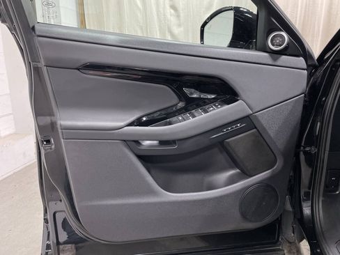 Used 2024 Land Rover Range Rover Evoque S AWD/4WD image 8