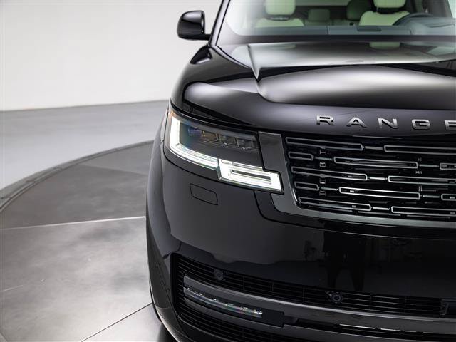 New 2026 Land Rover Range Rover SE AWD/4WD image 10