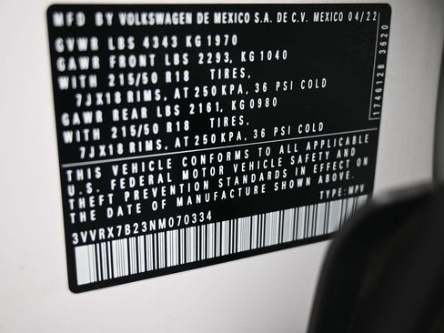 Used 2022 Volkswagen Taos SE image 7