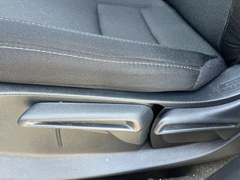 Used 2024 Honda CR-V LX image 24