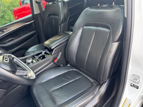 Used 2022 Jeep Grand Cherokee L Limited image 4