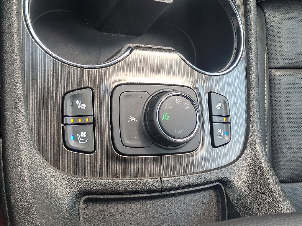 Used 2023 GMC Acadia SLT w/ Preferred Package AWD/4WD image 24