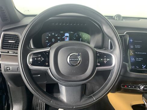 Used 2018 Volvo XC90 T6 Momentum w/ Convenience Package AWD/4WD image 21