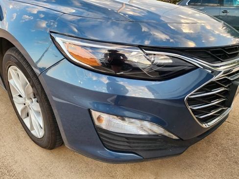 Used 2025 Chevrolet Malibu LT FWD image 8