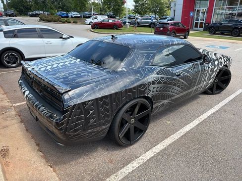 Used 2023 Dodge Challenger R/T w/ Blacktop Package RWD image 8