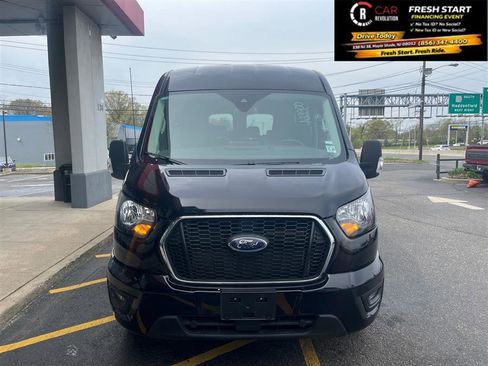 Used 2025 Ford Transit 350 XLT image 2