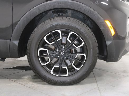 Used 2023 Hyundai Santa Cruz SEL Premium image 12