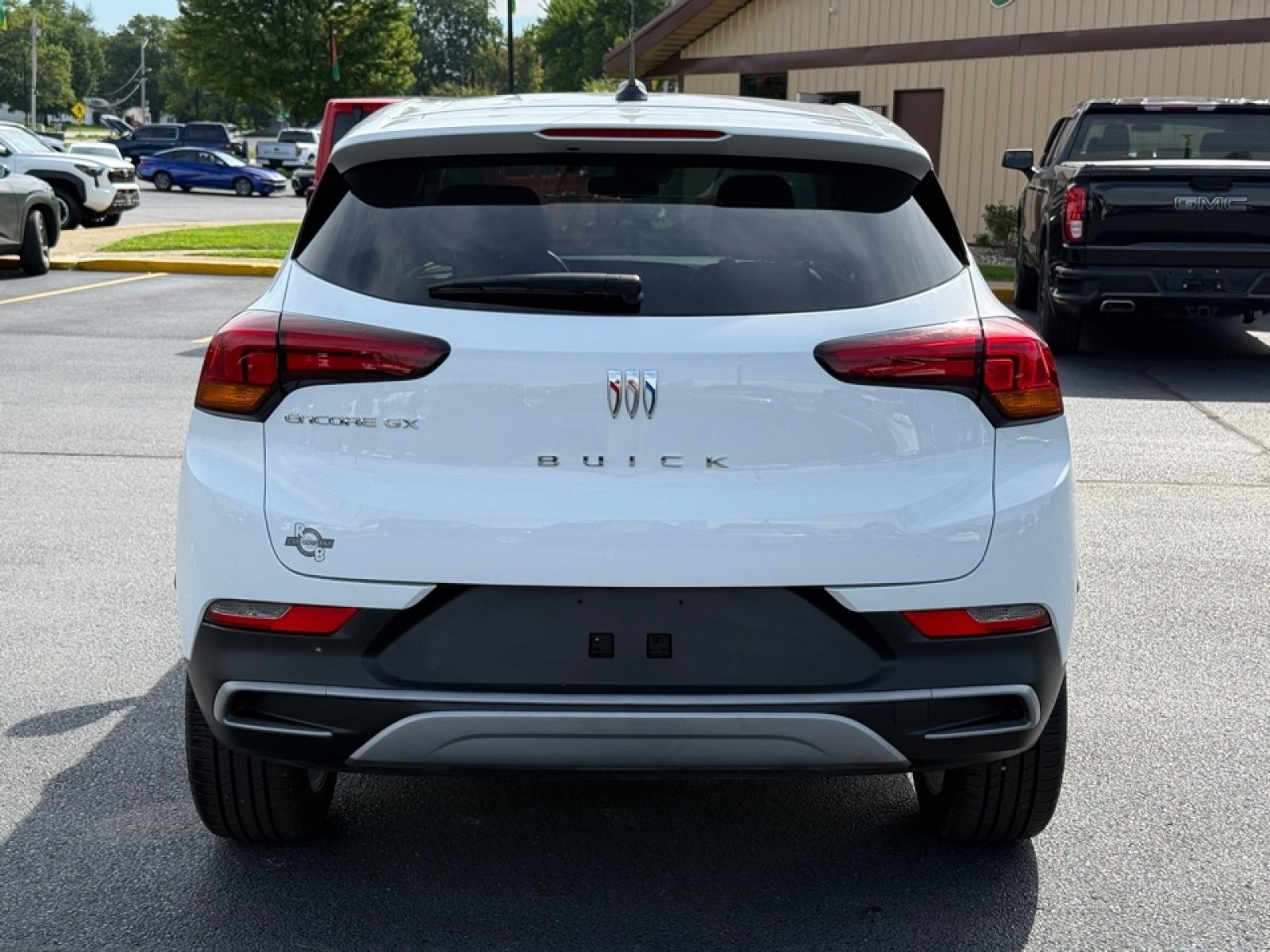 Used 2024 Buick Encore GX Preferred FWD image 7