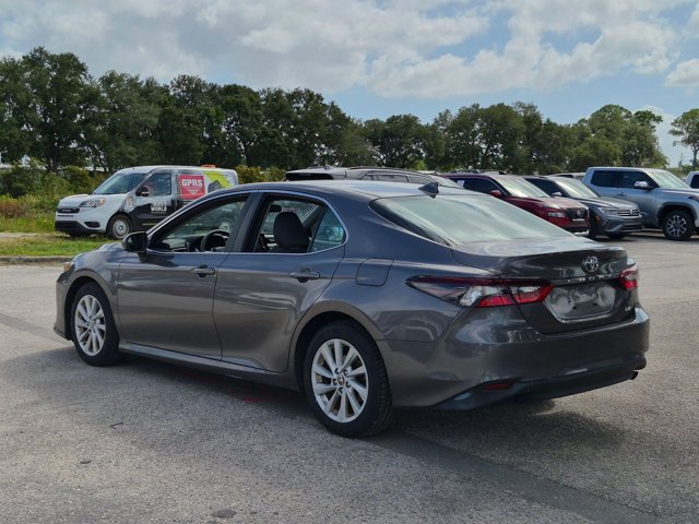 Used 2021 Toyota Camry LE FWD image 7