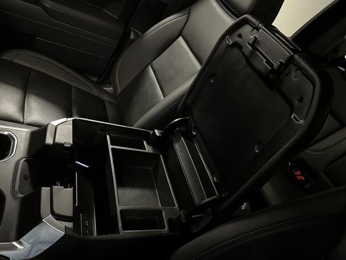 Used 2025 GMC Sierra 1500 Elevation w/ Elevation Premium Package image 46