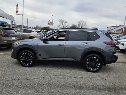 New 2026 Nissan Rogue SV image 4