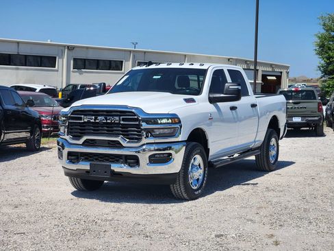 New 2026 RAM 2500 Tradesman AWD/4WD image 2