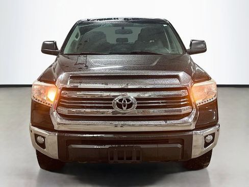 Used 2017 Toyota Tundra SR5 image 4