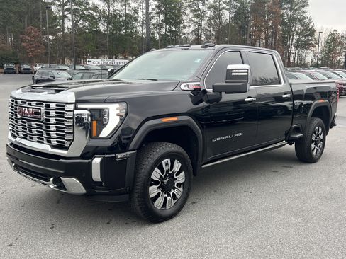 Used 2024 GMC Sierra 2500 Denali w/ Denali Reserve Package image 8
