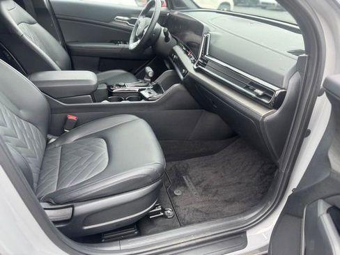 Used 2025 Kia Sportage X-Pro AWD/4WD image 15