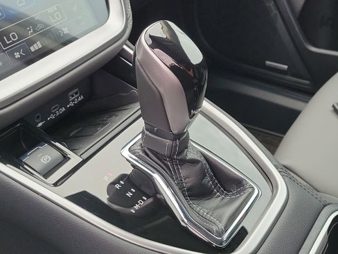 Certified 2025 Subaru Outback Onyx Edition image 24