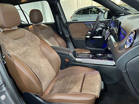 New 2026 Mercedes-Benz GLB 35 AMG 4MATIC image 12