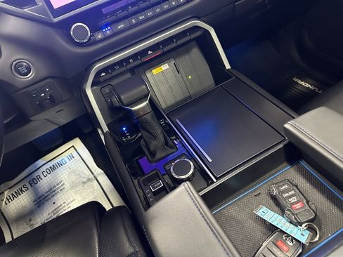 Used 2024 Toyota Tundra Platinum image 38