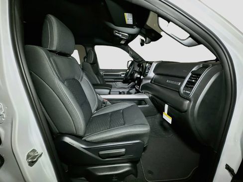 New 2026 RAM 1500 Big Horn AWD/4WD image 33