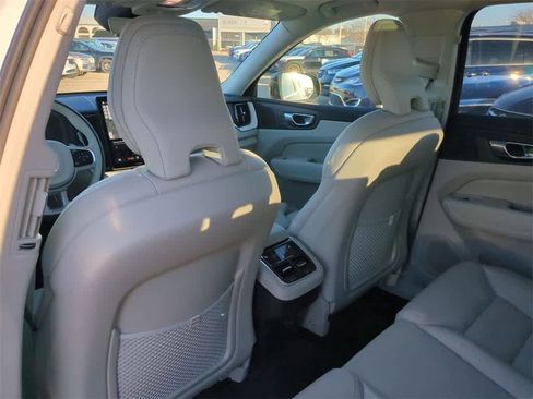 New 2026 Volvo XC60 B5 Ultra w/ Protection Package Premier image 10