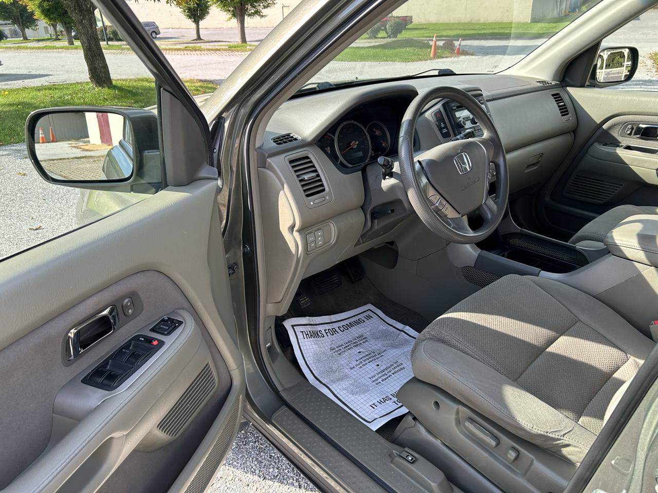 Used 2008 Honda Pilot EX image 10