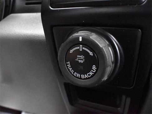 Used 2016 Ford F150 XL w/ Equipment Group 101A Mid image 9