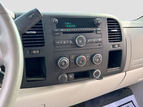 Used 2011 GMC Sierra 1500 SLE w/ SLE Preferred Package RWD image 13