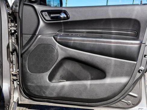 Used 2025 Dodge Durango GT w/ Blacktop Package image 38