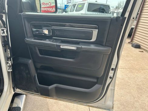 Used 2016 RAM 1500 Limited image 16