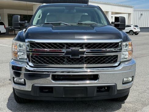 Used 2014 Chevrolet Silverado 2500 LT w/ Custom Sport Truck Package AWD/4WD image 7