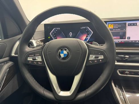 Used 2025 BMW X5 xDrive40i w/ Parking Assistance Package AWD/4WD image 26