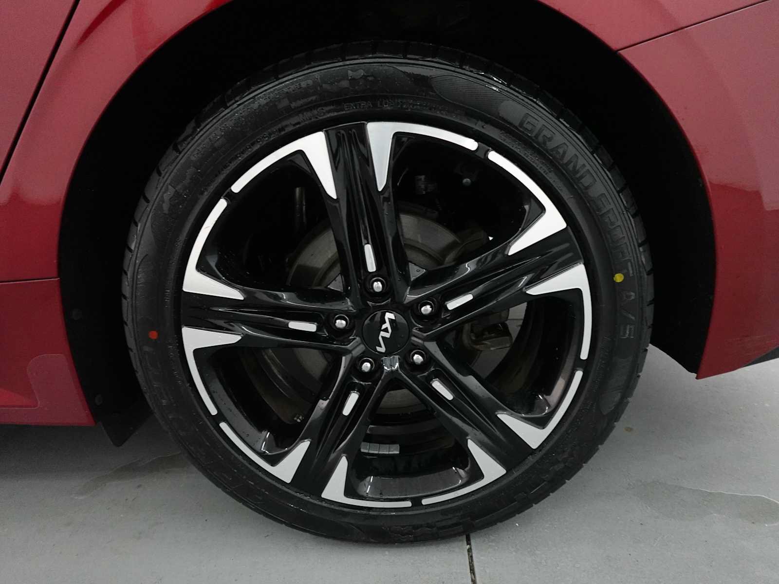 Used 2022 Kia K5 GT-Line AWD/4WD image 9