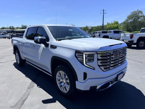 New 2026 GMC Sierra 1500 Denali AWD/4WD image 3
